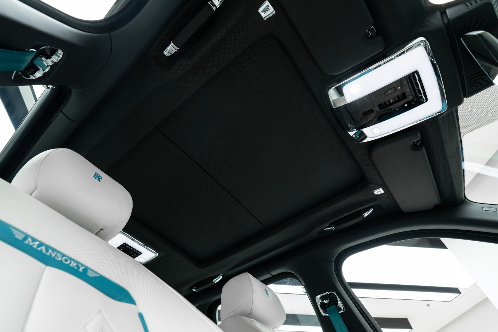 2021 ROLLS ROYCE CULLINAN WITH MANSORY KIT | 1 YEAR WARRANTY